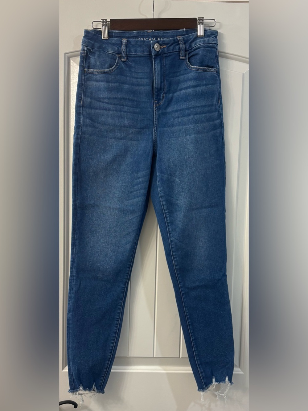 American Eagle Curvy Hi-Rise Jegging Jeans 10 Regular Raw Hem